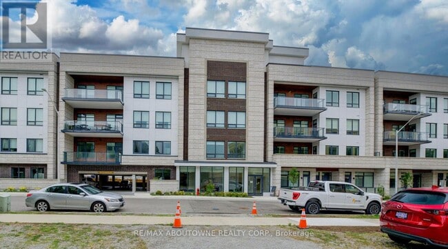 Building Photo - 123-123 Maurice Dr