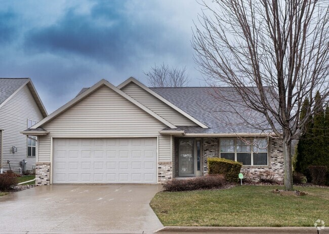 Building Photo - 3400 Riverstone Ct