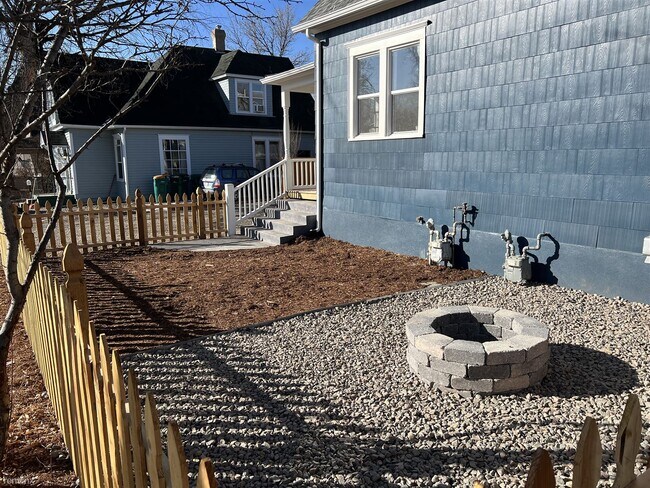 Foto del edificio - 1 br, 1 bath Duplex - 501 West Bijou Stree...