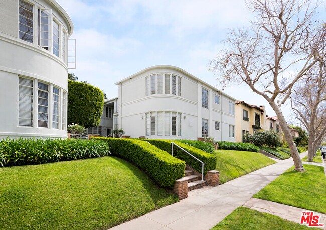 Foto del edificio - 154 N Sycamore Ave