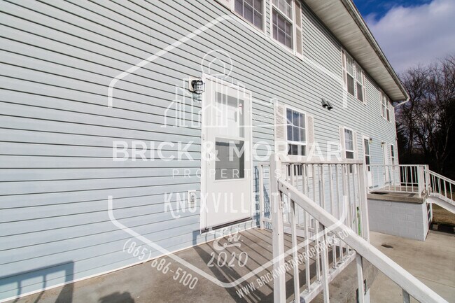 Foto del edificio - 138 N 6th St