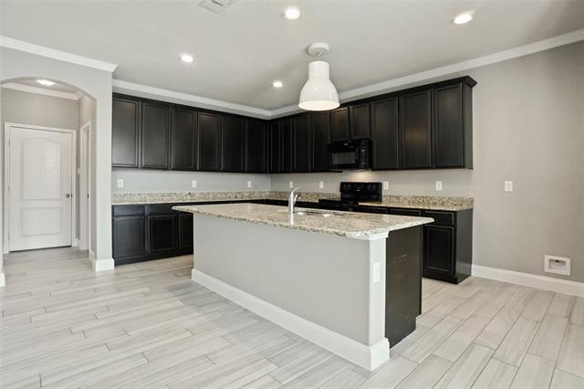 Building Photo - 9328 San Tejas Dr