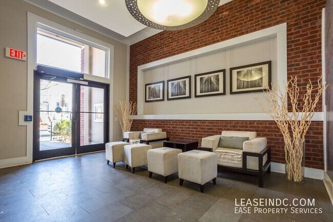 Foto del edificio - 245 15th St SE