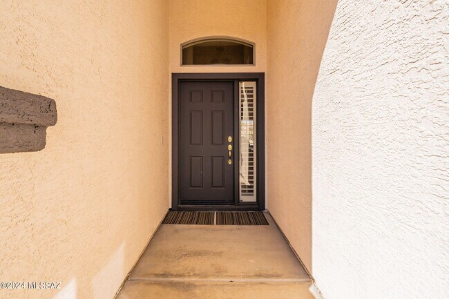 Foto del edificio - 36500 S Rock Crest Dr