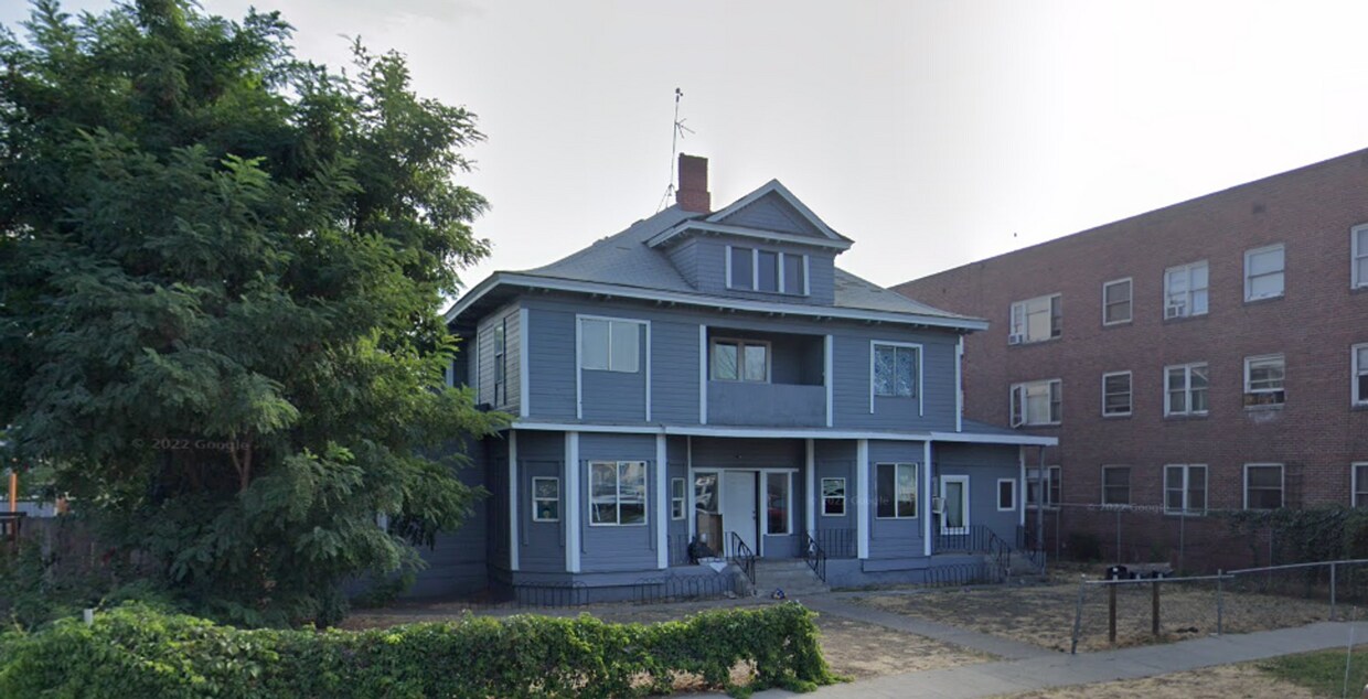 209 S Naches Ave Unit 03, Yakima, WA 98901 Room for Rent in Yakima