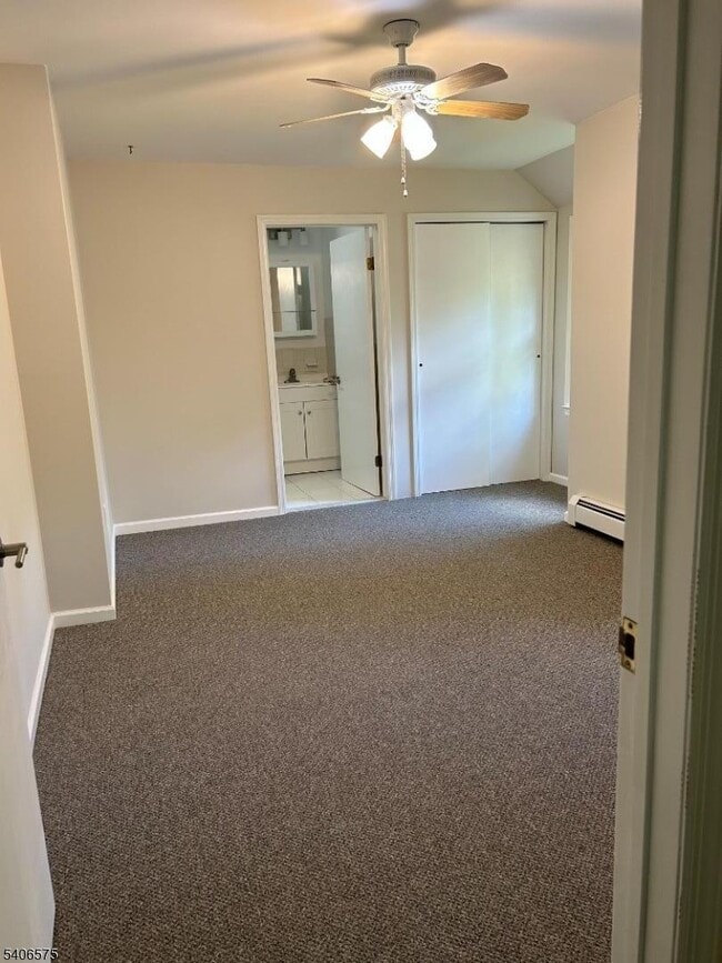 Foto del edificio - 225 E Northfield Rd