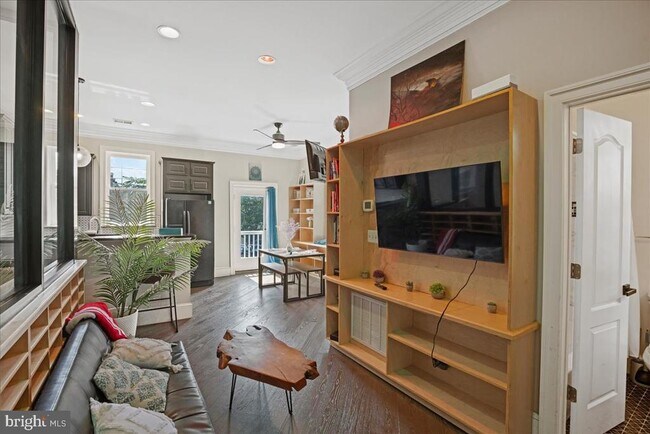 Foto del edificio - 500 Irving St NW
