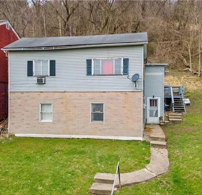 1329 Terrace St, Martins Ferry, OH 43935 House Rental in Martins