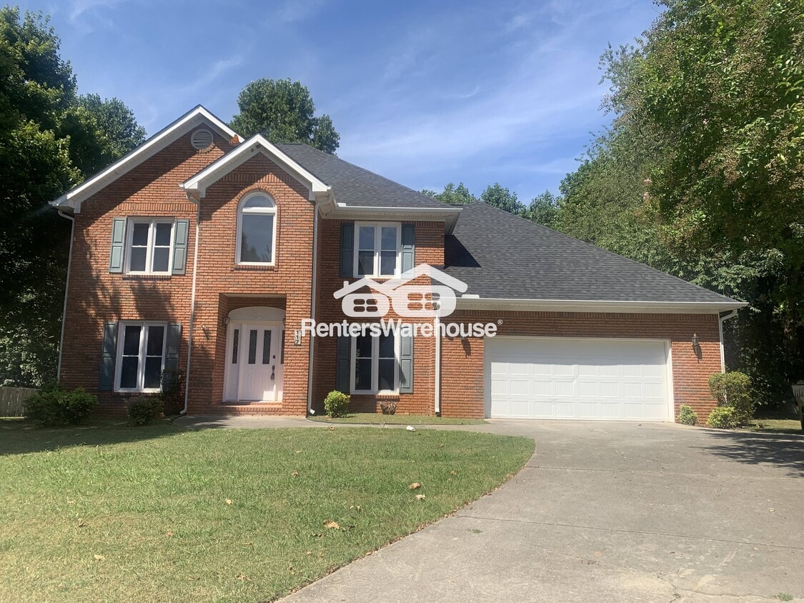 Foto principal - 117 Waterbury Dr