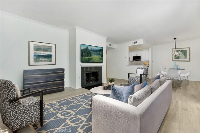 Foto del edificio - 10861 Moorpark St