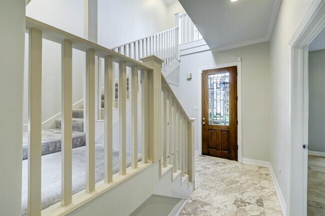 Building Photo - 446 E Fair Harbor Ln