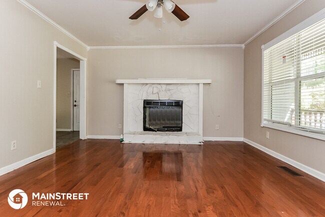 Building Photo - 208 Wildwood Dr