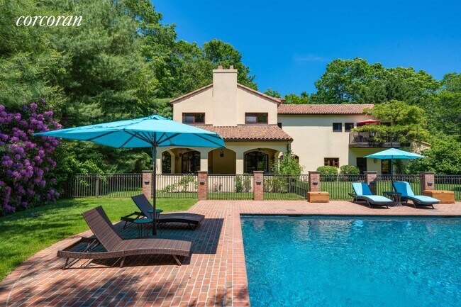 Building Photo - 385 7 Ponds Towd Rd