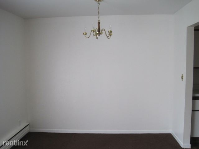 Foto del edificio - 1856 Colonial Village Way