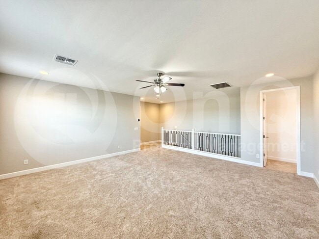 Building Photo - 44723 N 44th Ave