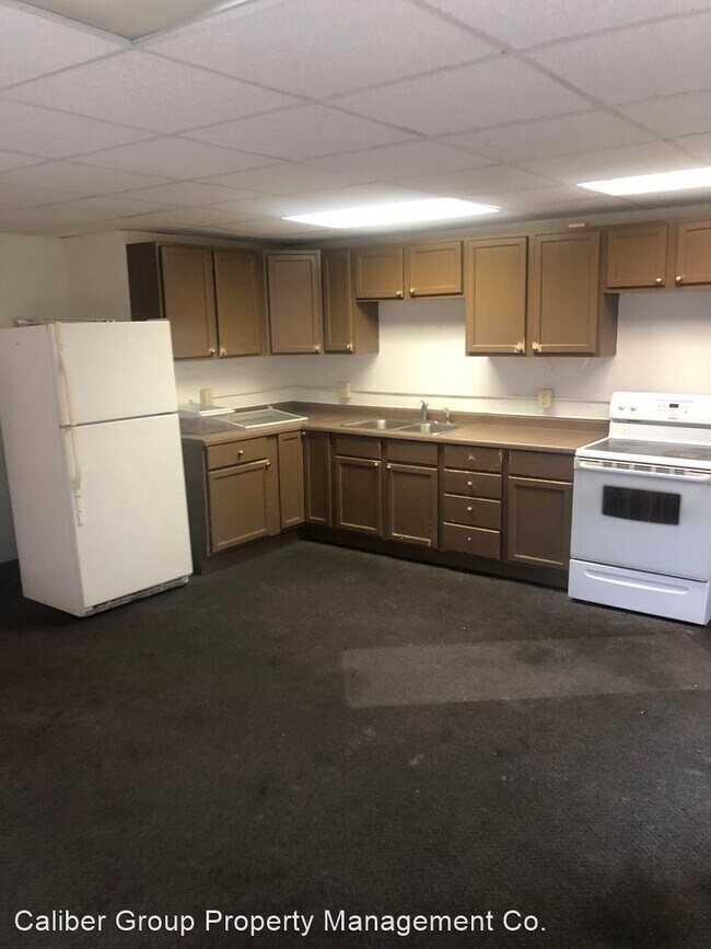 Foto del edificio - 4 br, 2 bath House - 930 W 3rd St