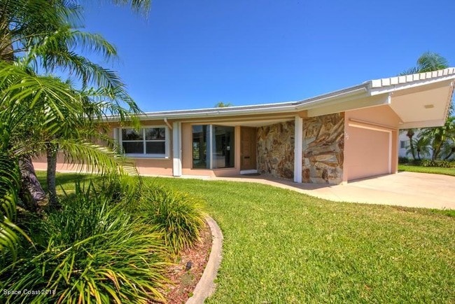 Building Photo - 132 Yacht Haven Dr