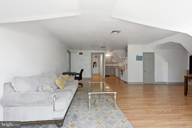 Building Photo - 202 N 17th St