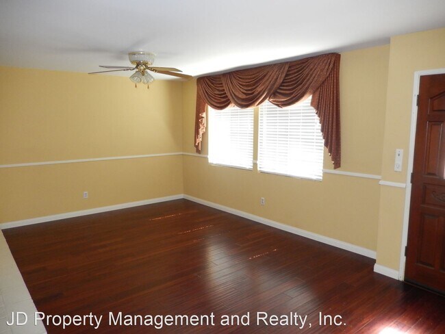 Building Photo - 3 br, 2 bath House - 1498 Country Crest Dr