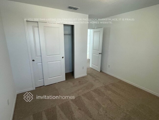 Building Photo - 5834 Sagebrush Aly