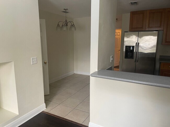 Foto del edificio - 3/3 town home only 1450$!