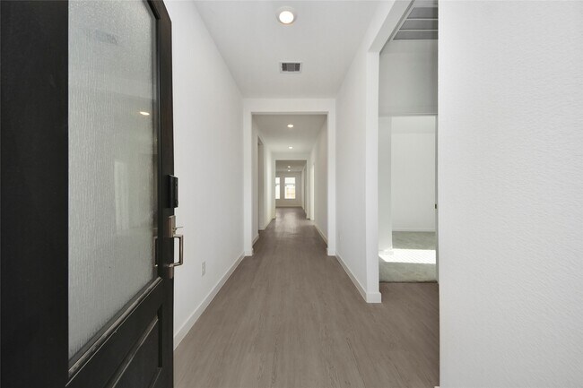 Foto del edificio - 26418 Virginia Wild Rye Ln