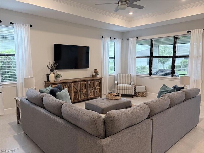 Foto del edificio - 20024 Hartford Blvd