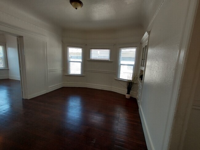 Foto del edificio - 827 30th St