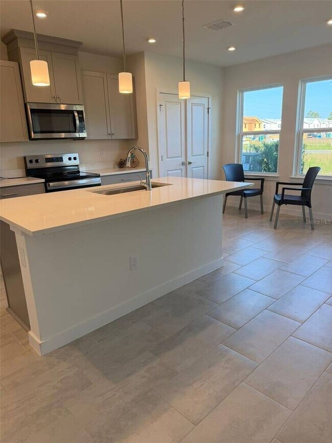 Foto del edificio - 6689 Horseshoe Ln Wy