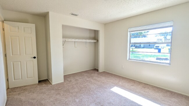 Foto del edificio - 4529 Ballentine Ct