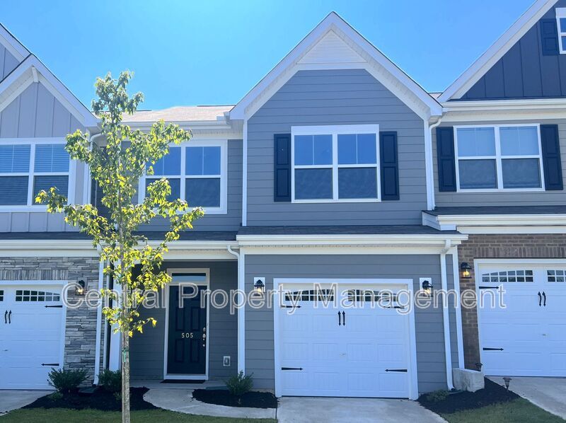 Primary Photo - 505 Pennystone Ln