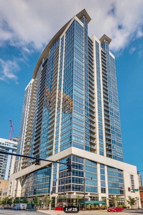 Foto del edificio - 100 E 14th St