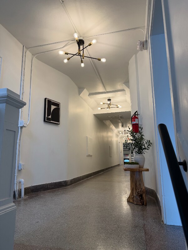 Building Photo - 1388 W 83rd St