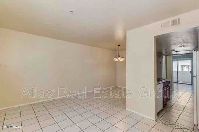 Building Photo - 12123 W Bell Rd