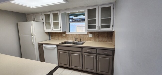 Foto del edificio - 2527 Meandering Trail