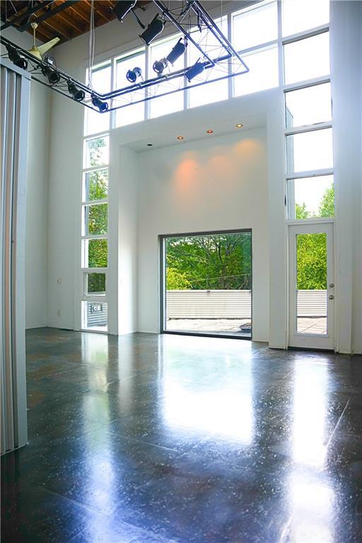 Foto del edificio - 1024 Hemphill Ave NW