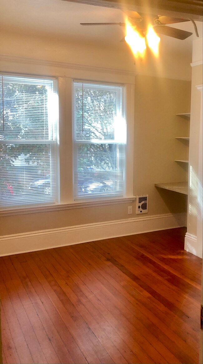 Foto del edificio - 700 A Central Ave