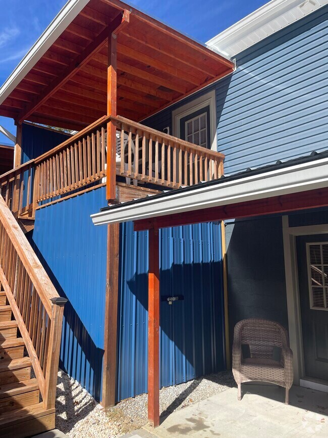 Apartments for Rent in Flat Rock NC with High Ceilings 1 Rentals