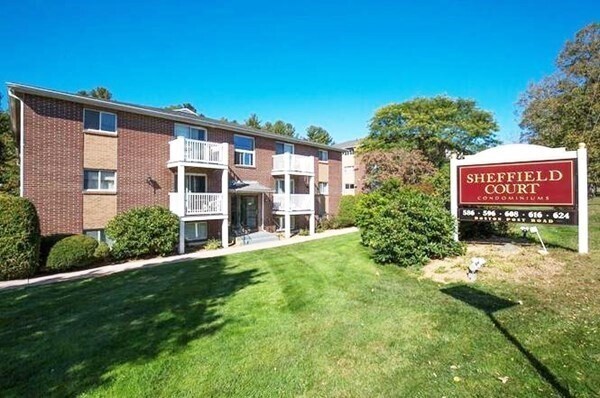 Primary Photo - 616 Boston Post Rd E