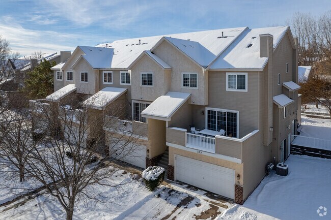 Building Photo - 344-358 Brickyard Dr