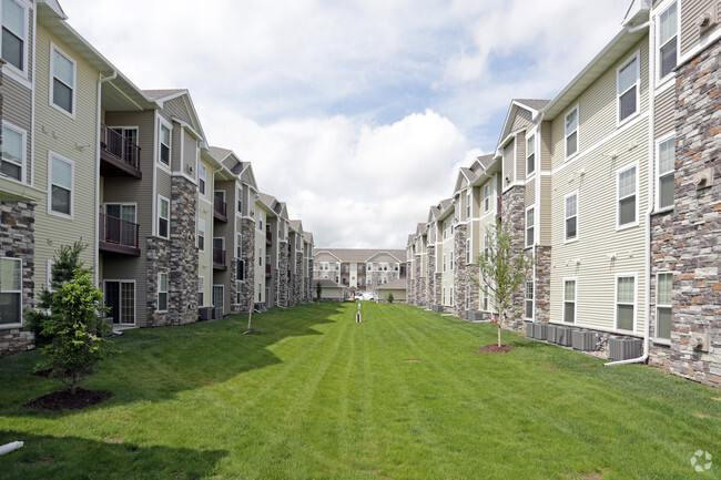 Buildings - Providence Pointe