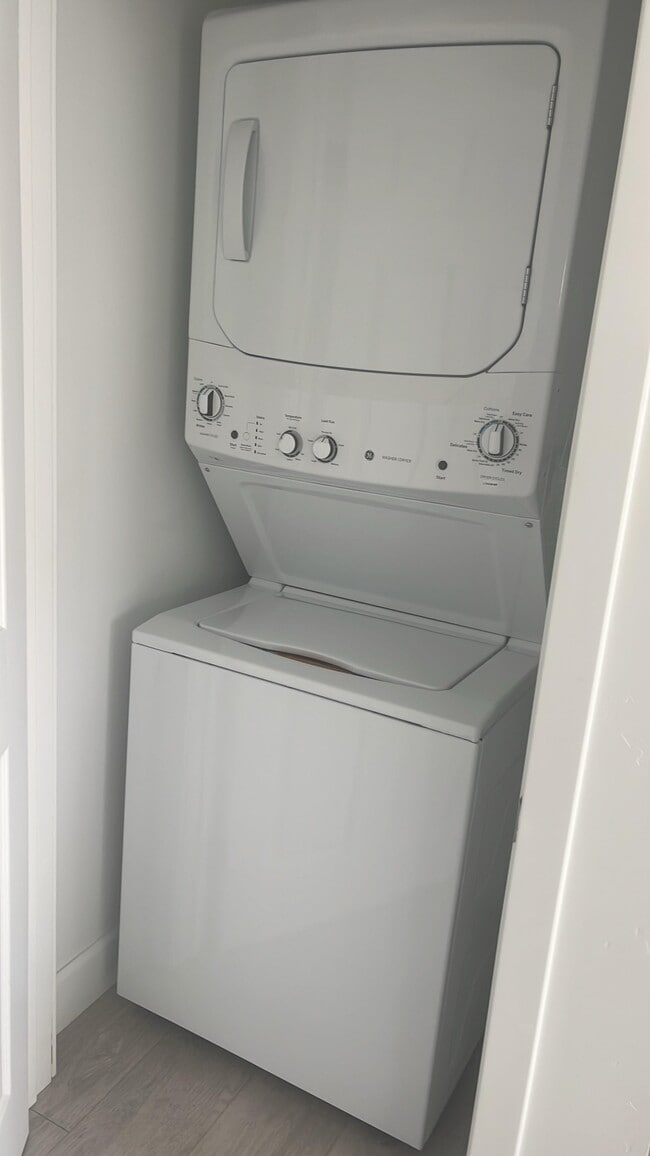 Foto del edificio - 1807 Donax Ave