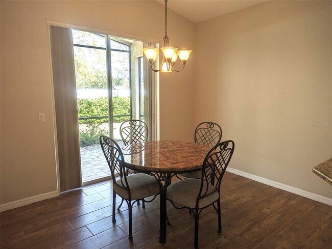 Foto del edificio - 4115 63rd Terrace E