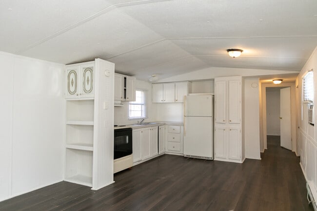 Building Photo - 3013 Trophy Ct