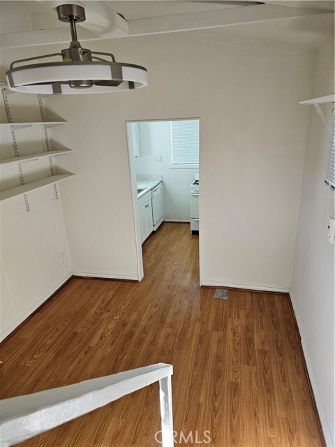 Foto del edificio - 2547 Hermosa Ave