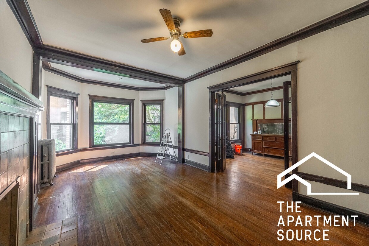 Photo - 2426 N Sawyer Ave (Chicago, IL)