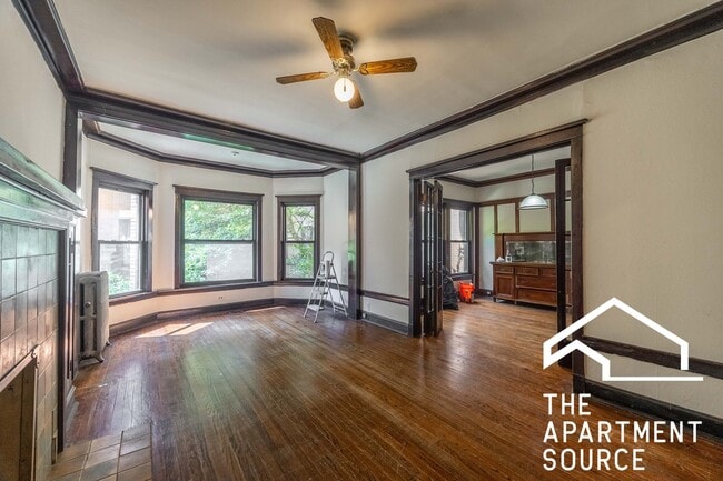 Photo - 2426 N Sawyer Ave Apartment