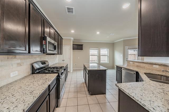 Building Photo - 14620 Mainstay Way