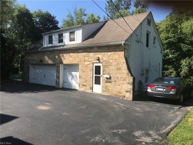 Building Photo - 35755 Miles Rd