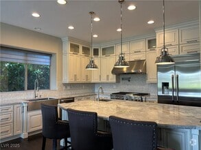 Building Photo - 10305 Orkiney Dr